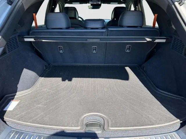 2026 Genesis Gv70 - $59,995