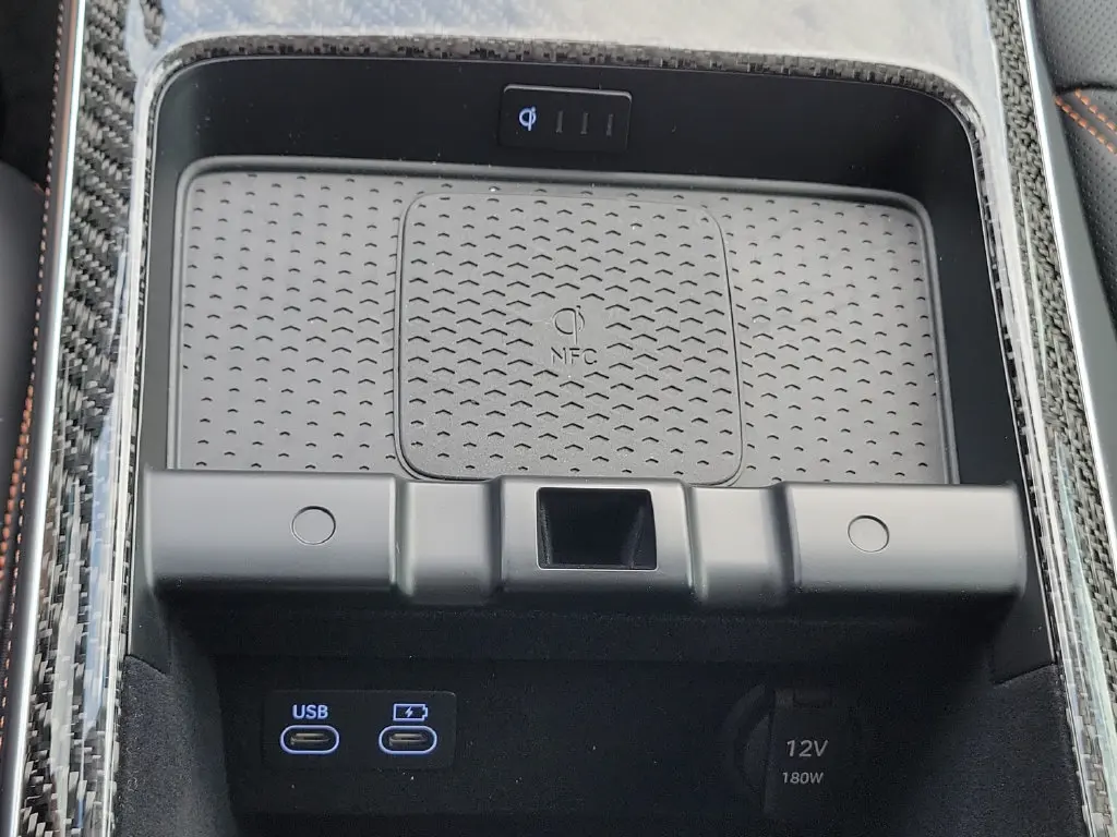 2026 Genesis Gv70 - $68,298