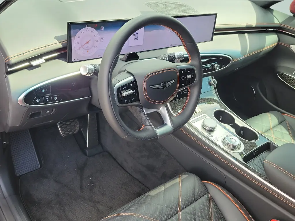 2026 Genesis Gv70 - $68,298