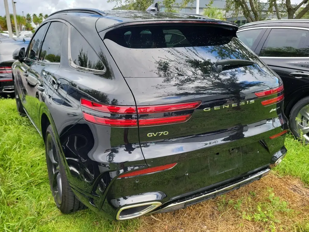 2026 Genesis Gv70 - $64,699