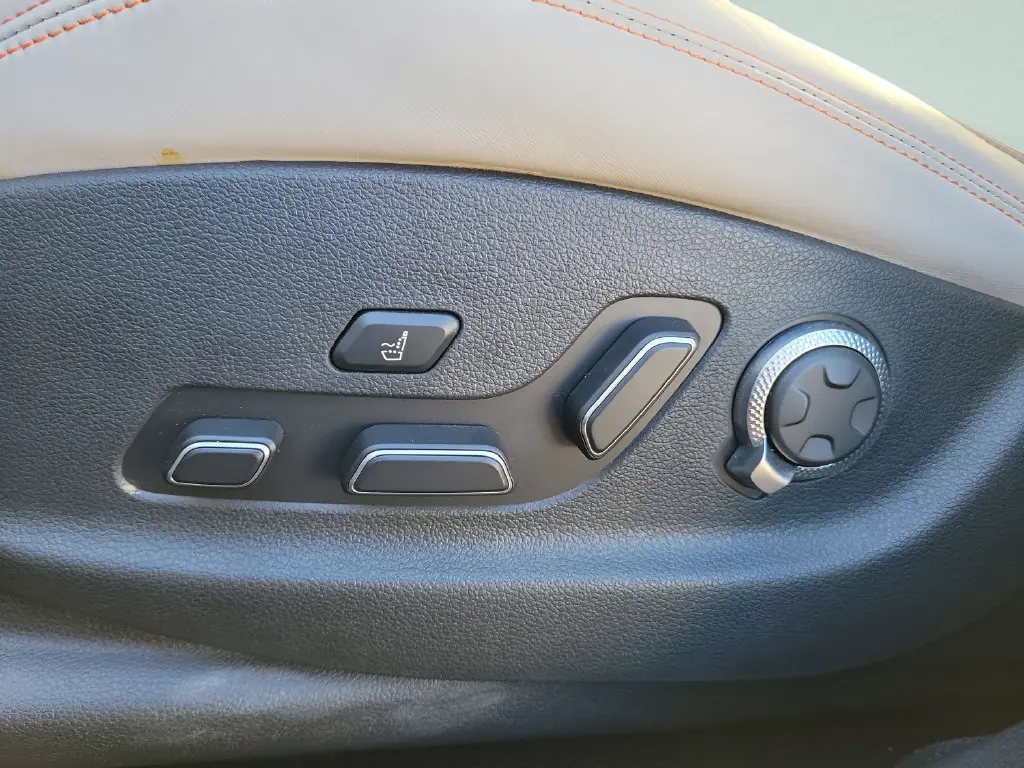 2026 Genesis Gv70 - $64,399