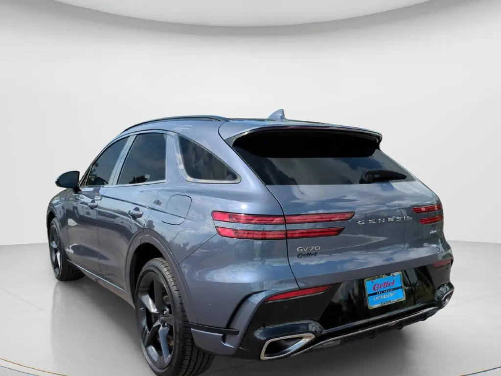 2026 Genesis Gv70 - $55,999