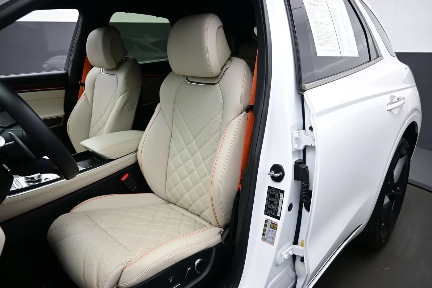 2026 Genesis Gv70 - $64,190