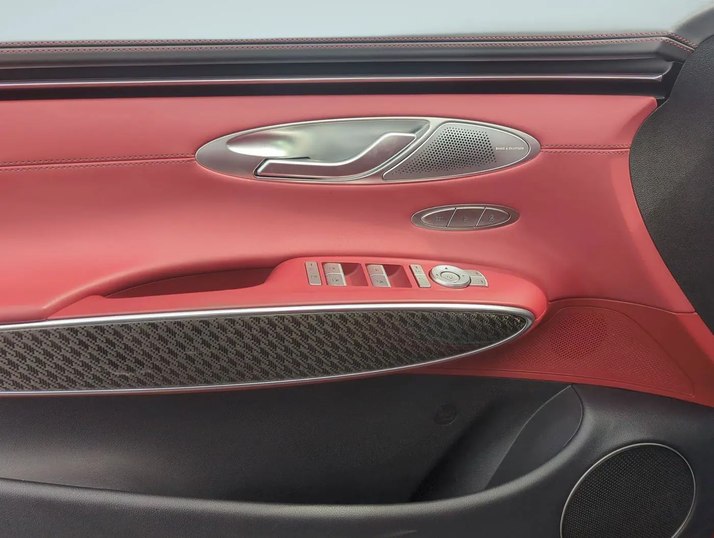 2026 Genesis Gv70 - $59,295