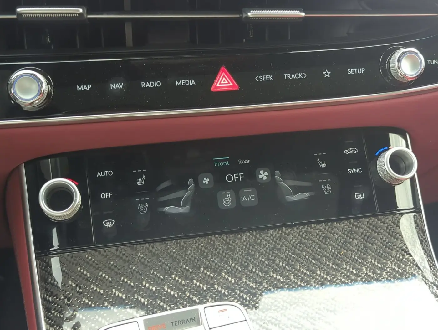 2026 Genesis Gv70 - $59,295