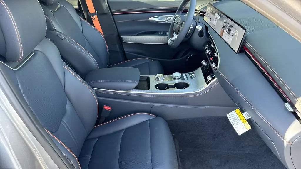 2026 Genesis GV70 2.5T Sport Prestige