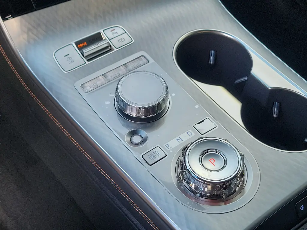 2026 Genesis Gv70 - $60,999