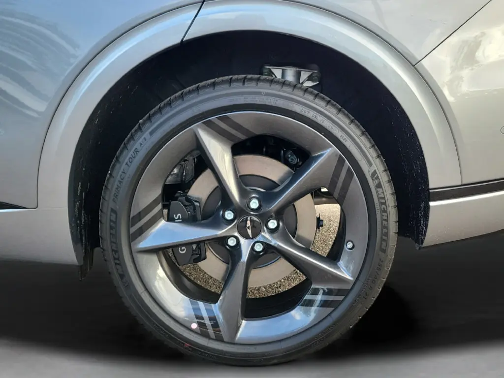 2026 Genesis Gv70 - $60,999
