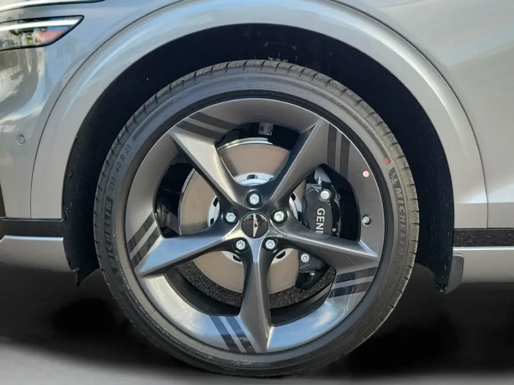 2026 Genesis Gv70 - $60,999