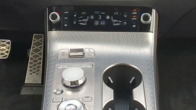 2026 Genesis GV70 2.5T Sport Prestige