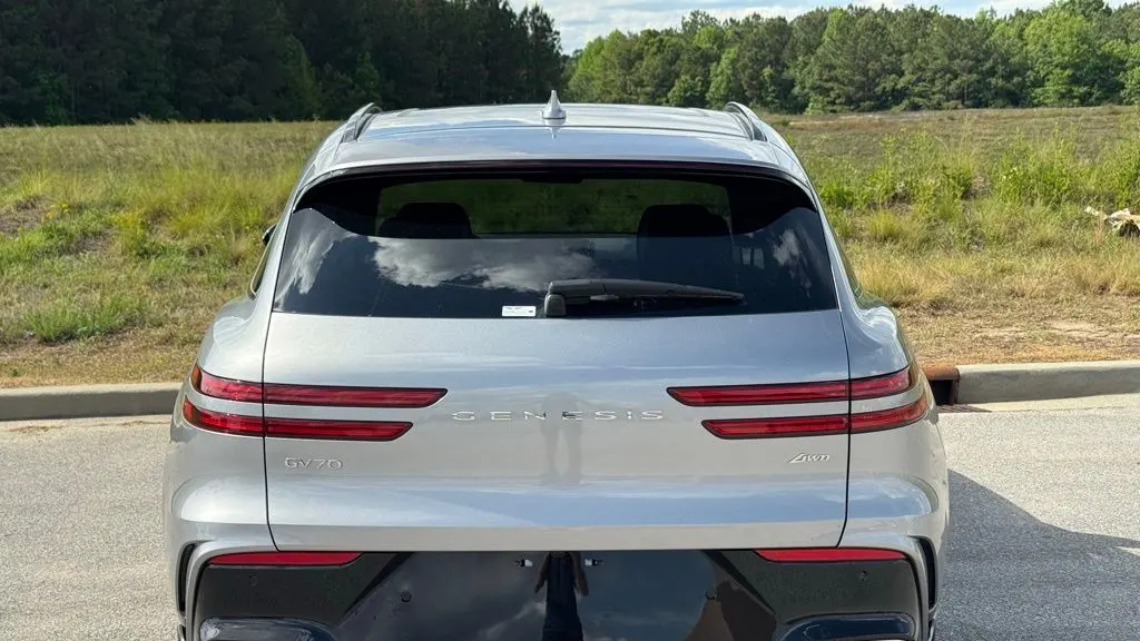 2026 Genesis GV70 2.5T Sport Prestige