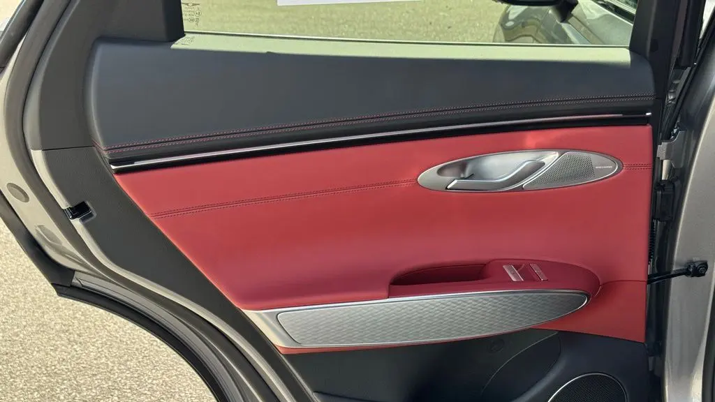 2026 Genesis GV70 2.5T Sport Prestige