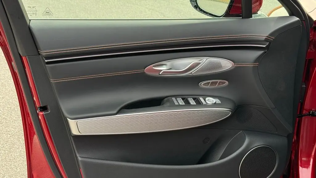 2026 Genesis GV70 2.5T Sport Prestige