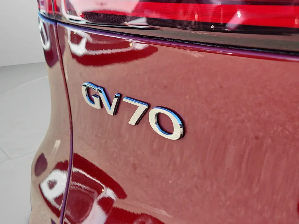 2026 Genesis Gv70 - $55,269