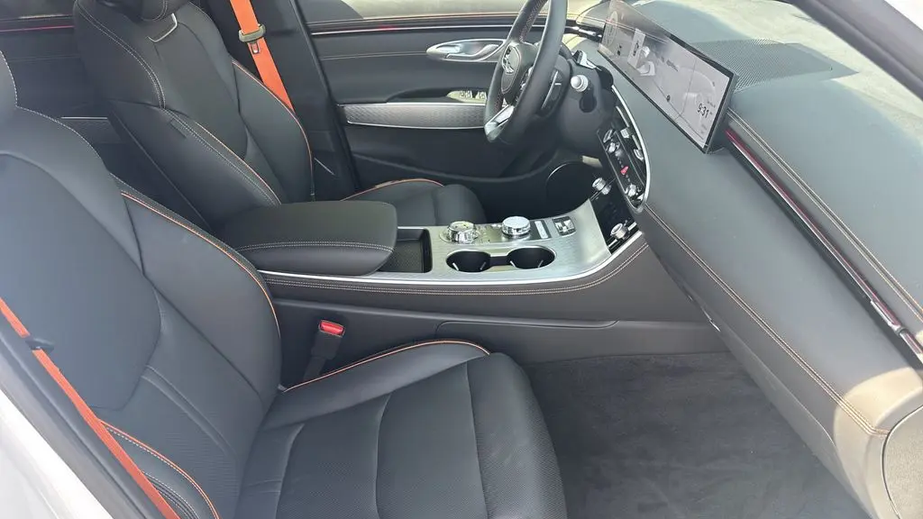2026 Genesis GV70 2.5T Sport Prestige