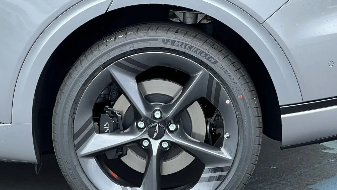 2026 Genesis GV70 2.5T Sport Prestige