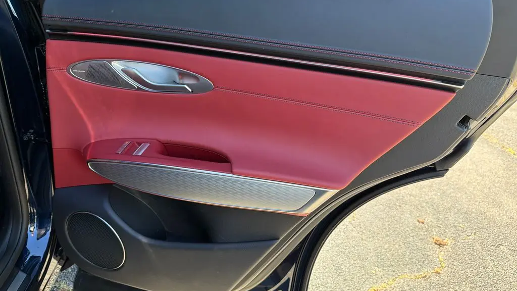 2026 Genesis GV70 2.5T Sport Prestige