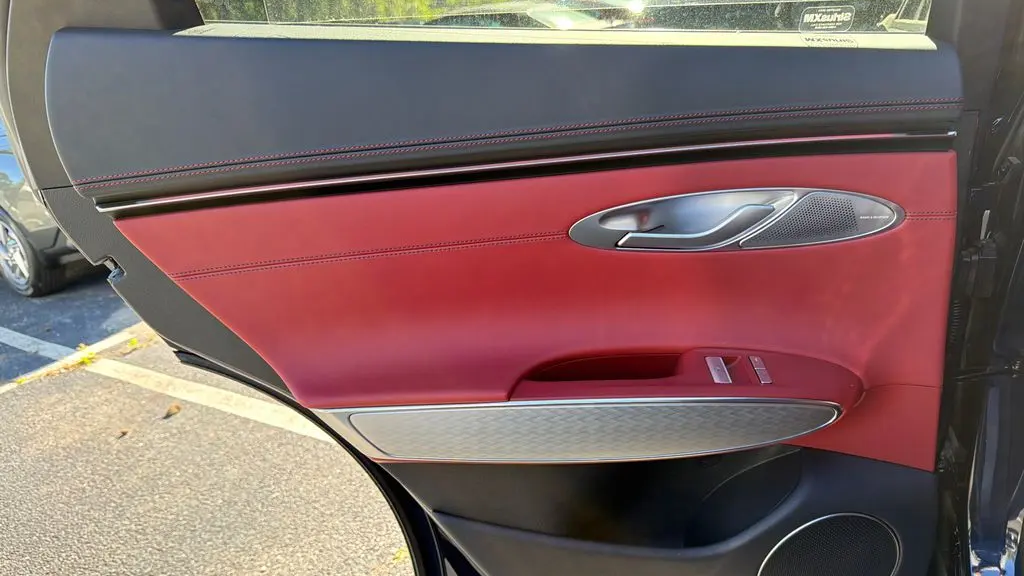 2026 Genesis GV70 2.5T Sport Prestige
