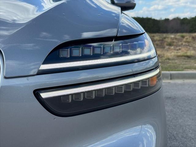 2026 Genesis Gv70 - $63,252