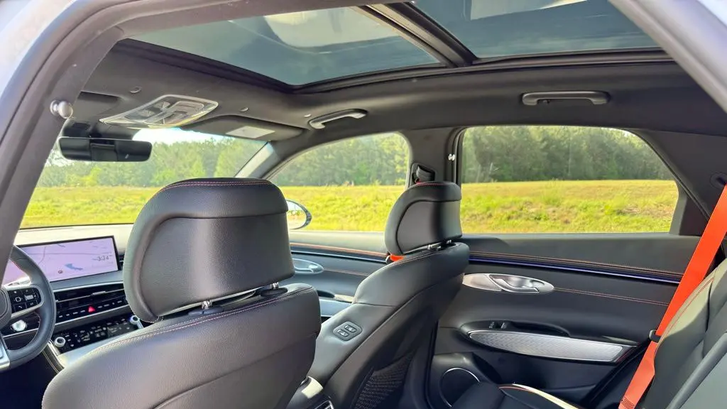 2026 Genesis GV70 2.5T Sport Prestige
