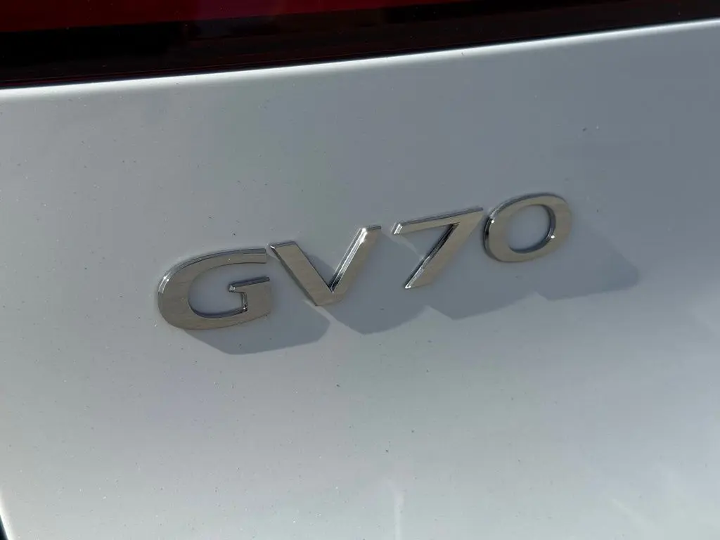 2026 Genesis Gv70 - $62,057
