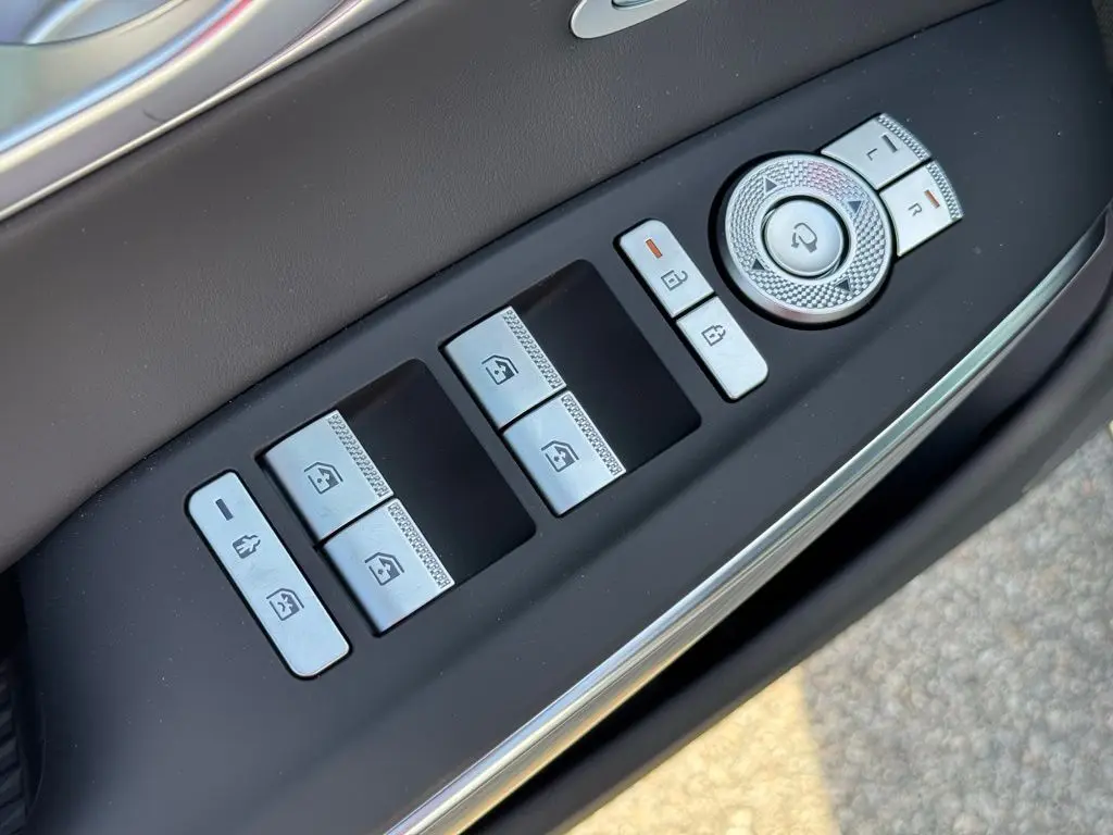 2026 Genesis Gv70 - $62,057