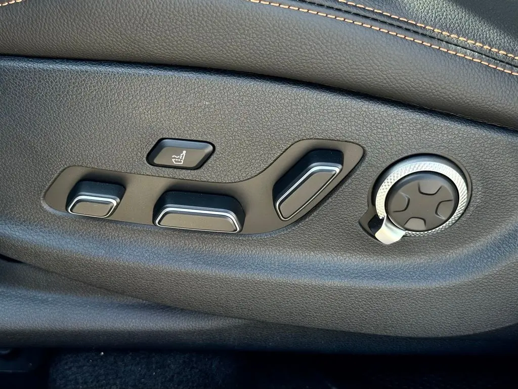 2026 Genesis Gv70 - $62,057