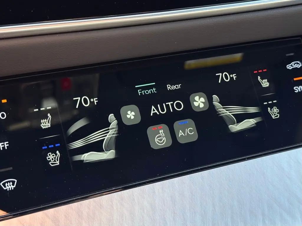 2026 Genesis Gv70 - $62,057