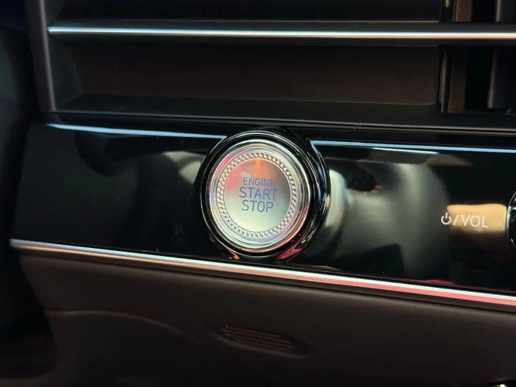2026 Genesis Gv70 - $62,057