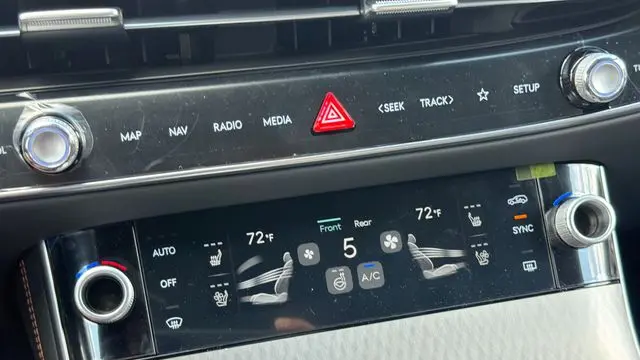 2026 Genesis GV70 2.5T Sport Prestige