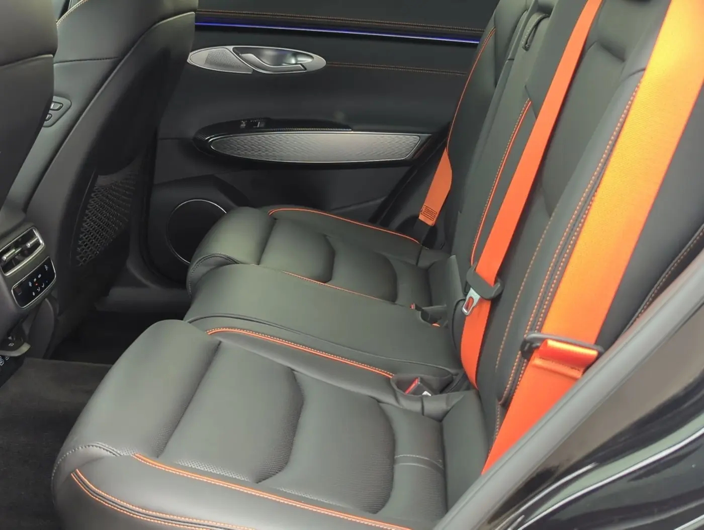2026 Genesis Gv70 - $53,495