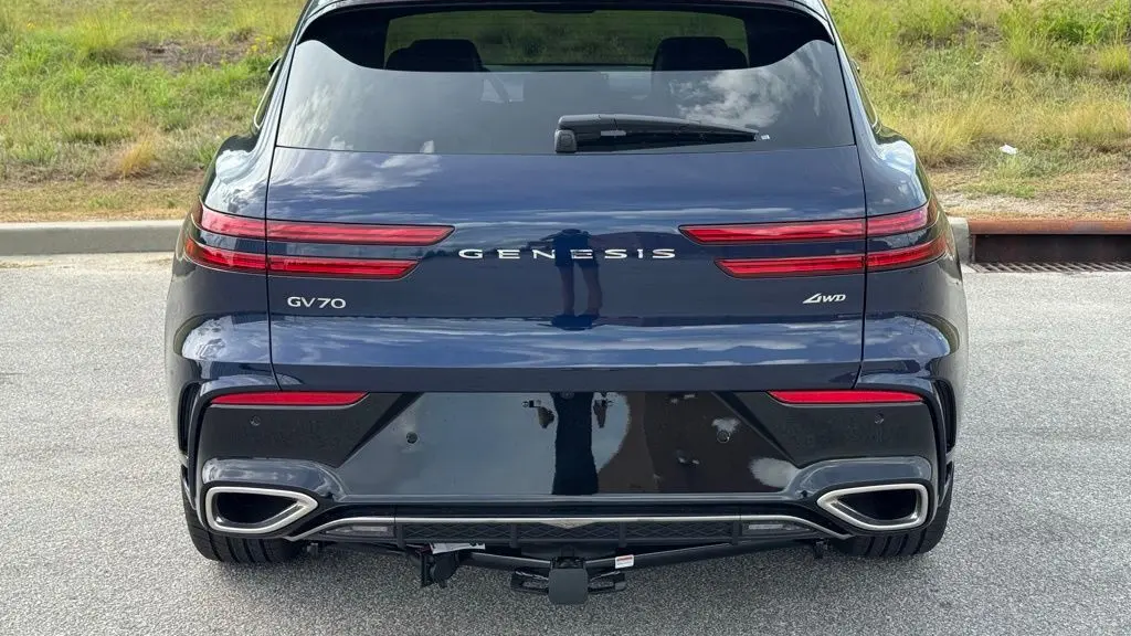 2026 Genesis GV70 2.5T Sport Prestige