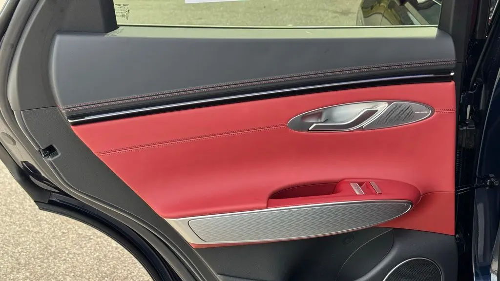 2026 Genesis GV70 2.5T Sport Prestige
