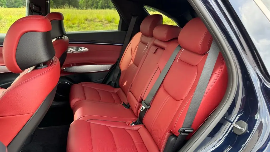 2026 Genesis GV70 2.5T Sport Prestige