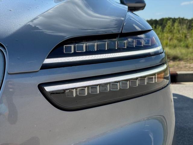 2026 Genesis Gv70 - $58,919