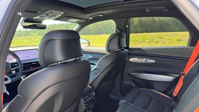2026 Genesis GV70 2.5T Sport Prestige