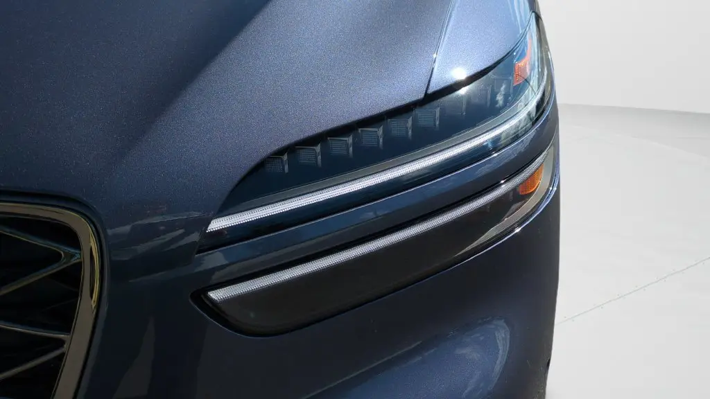 2026 Genesis Gv70 - $52,899