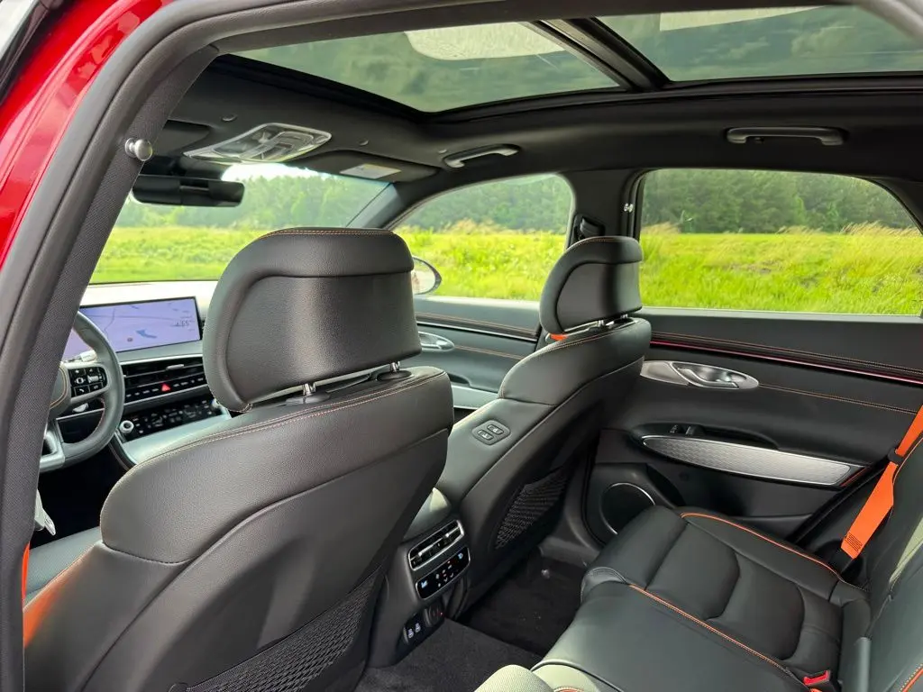 2026 Genesis Gv70 - $58,419