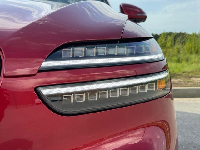 2026 Genesis Gv70 - $58,419