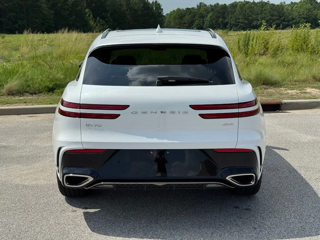 2026 Genesis Gv70 - $61,862