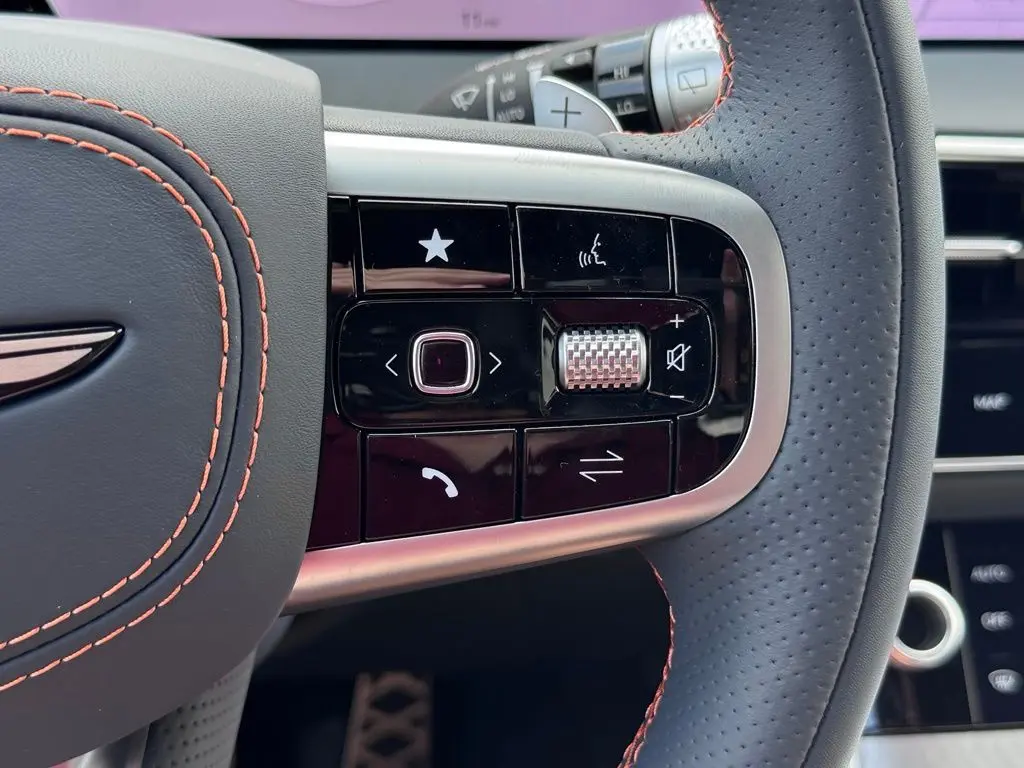 2026 Genesis Gv70 - $61,862