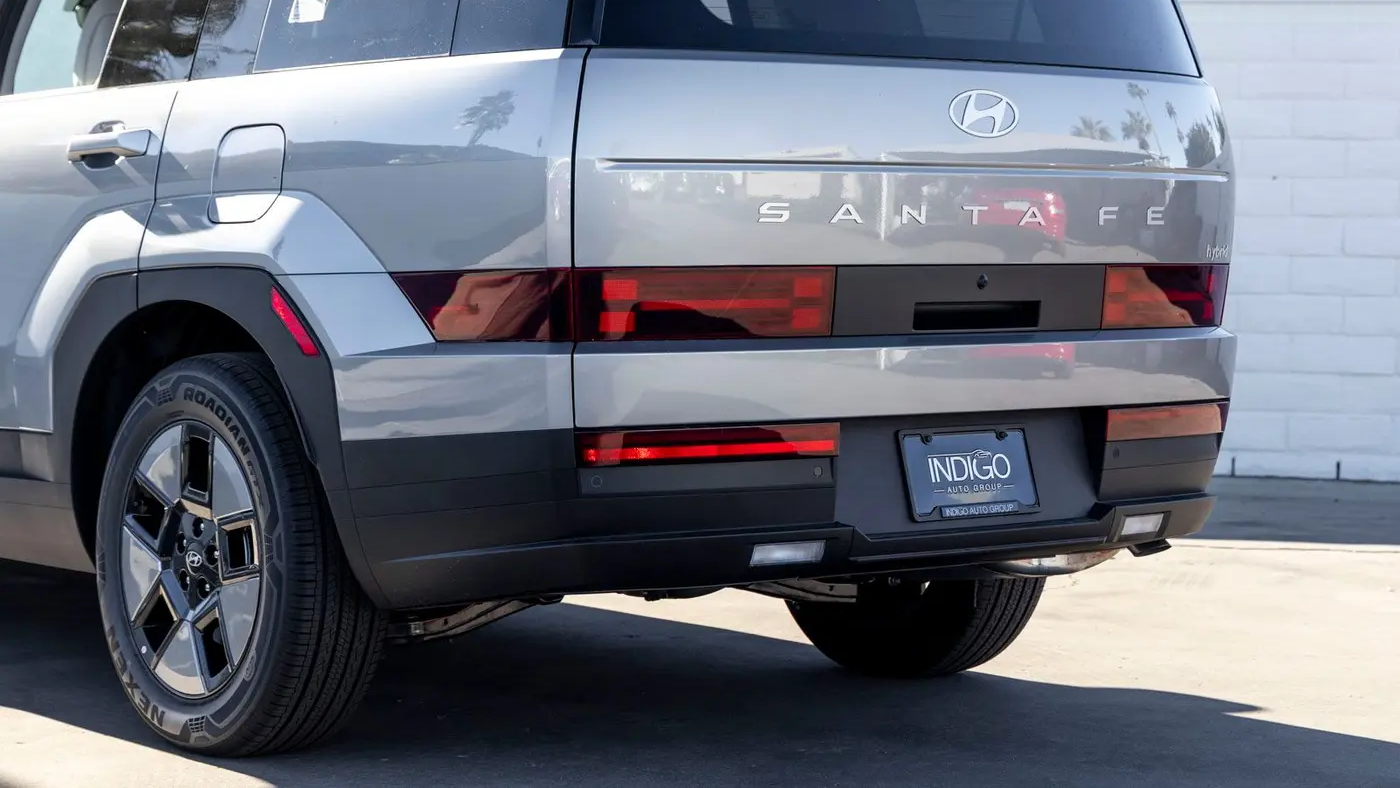 2026 Hyundai SANTA FE Hybrid SE
