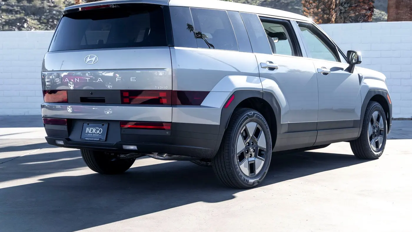 2026 Hyundai SANTA FE Hybrid SE