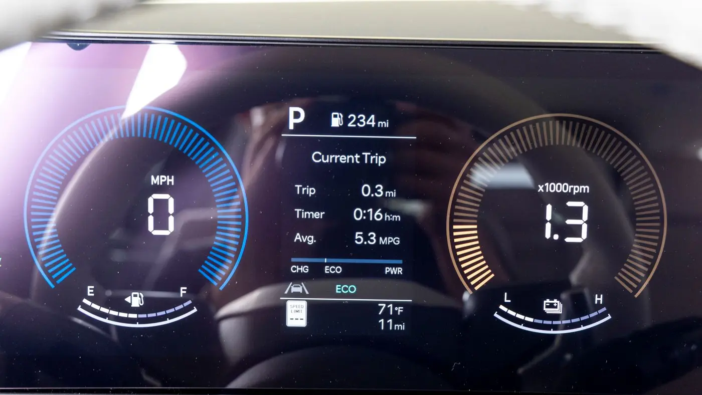 2026 Hyundai SANTA FE Hybrid SE
