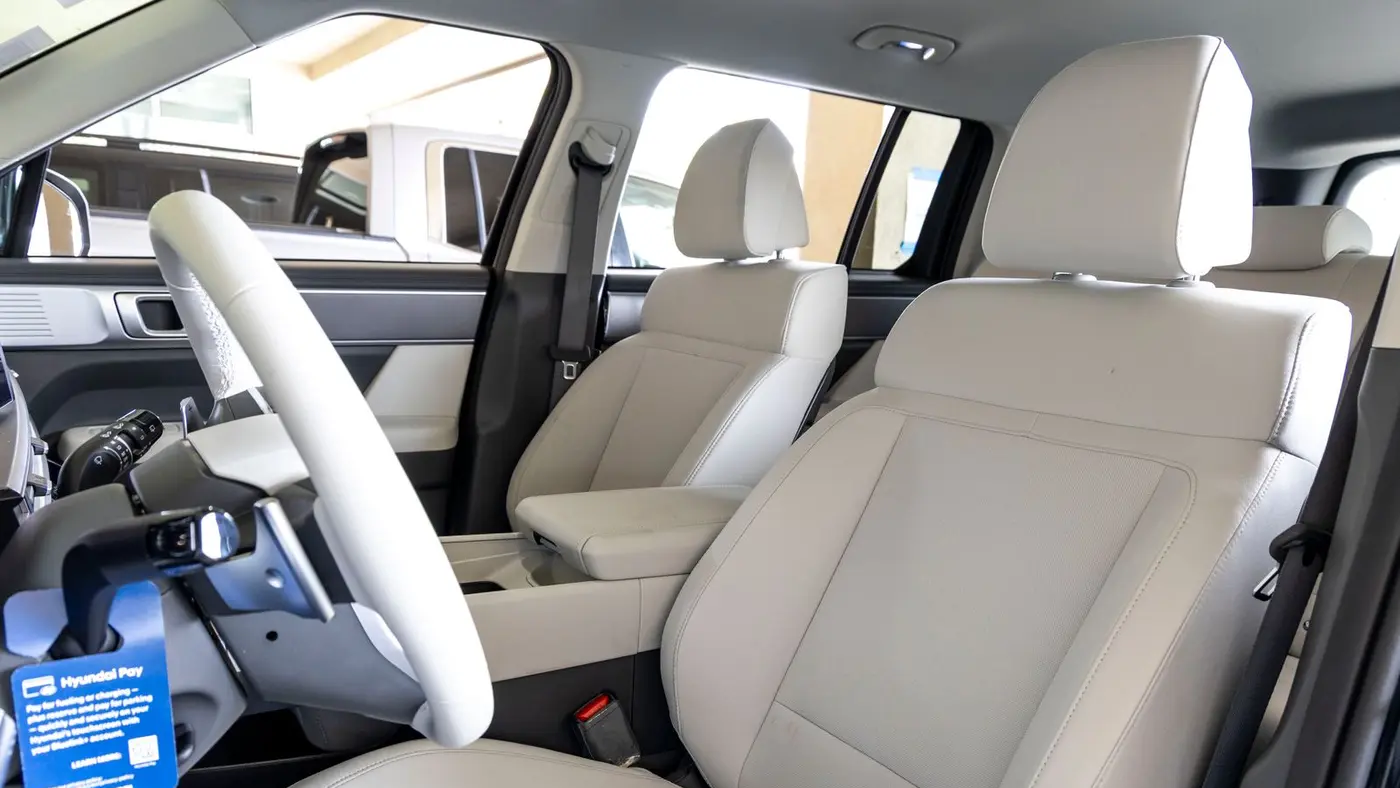 2026 Hyundai SANTA FE Hybrid SE