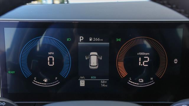2026 Hyundai SANTA FE Hybrid SE