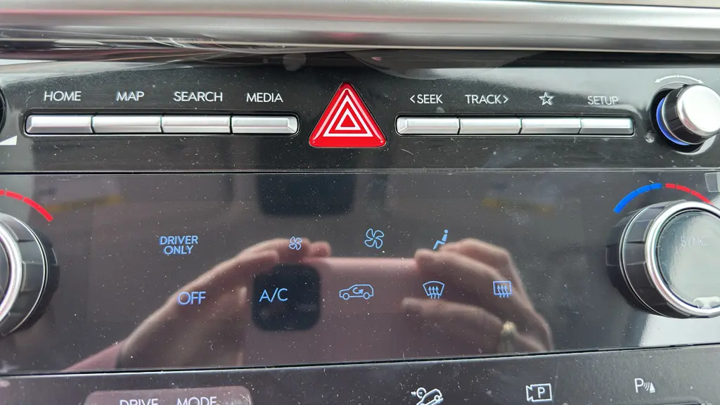 2026 Hyundai SANTA FE Hybrid SE