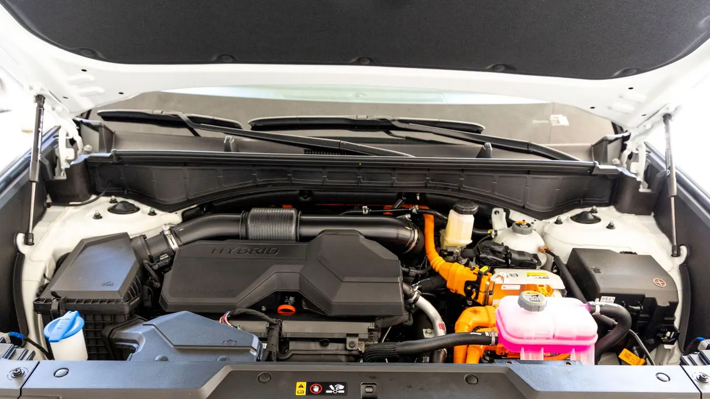 2026 Hyundai SANTA FE Hybrid SE