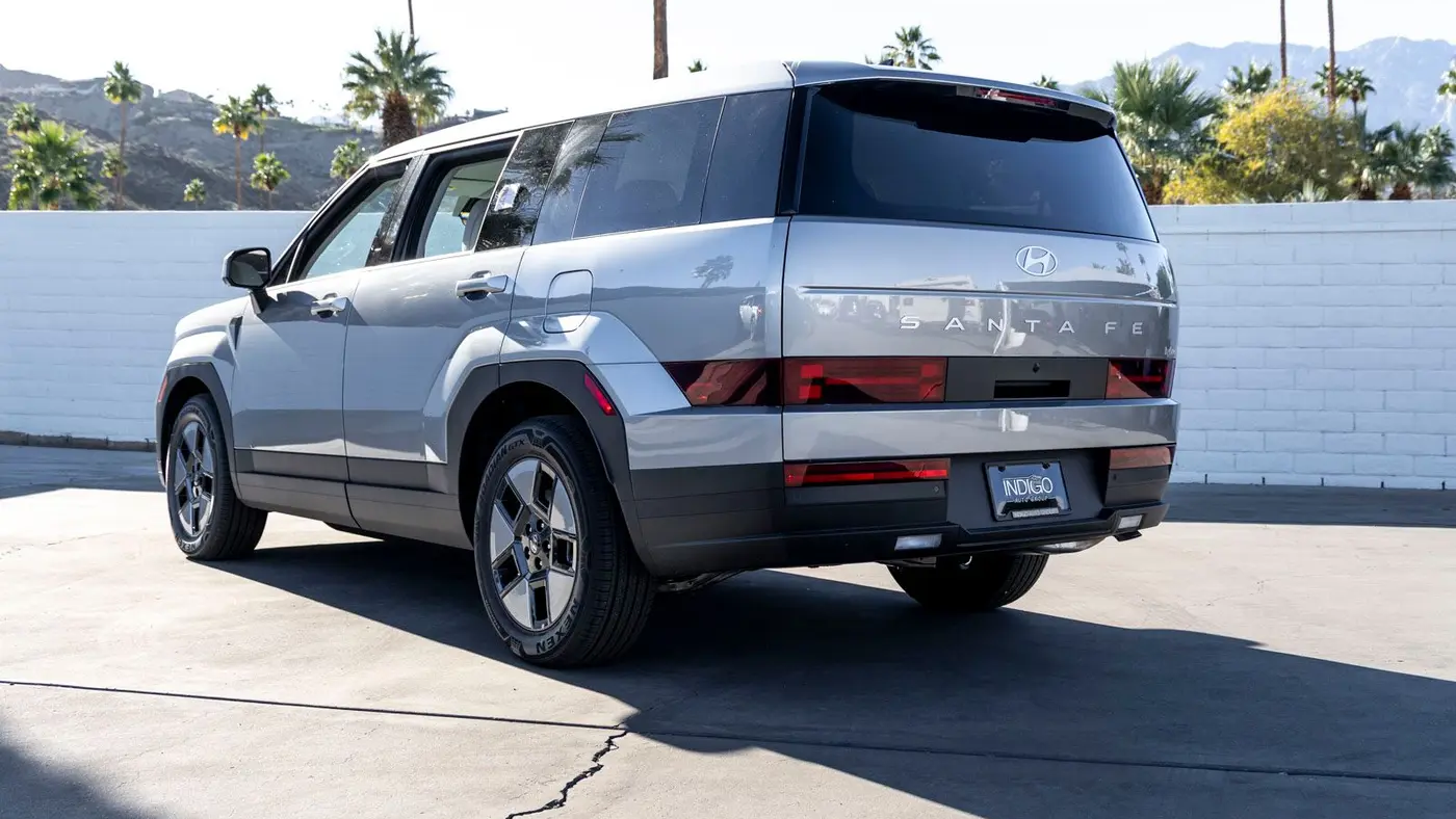 2026 Hyundai SANTA FE Hybrid SE