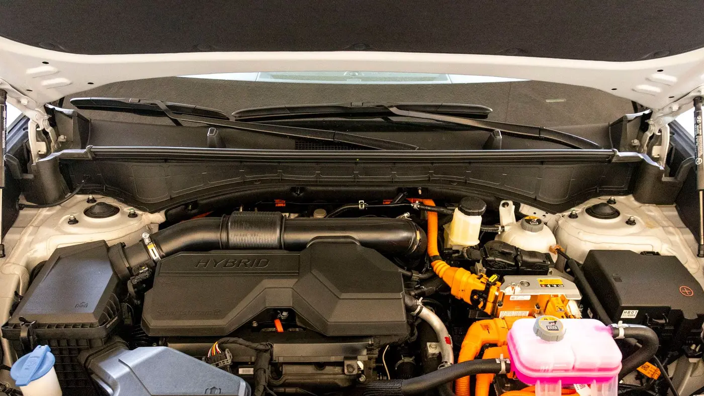 2026 Hyundai SANTA FE Hybrid SE